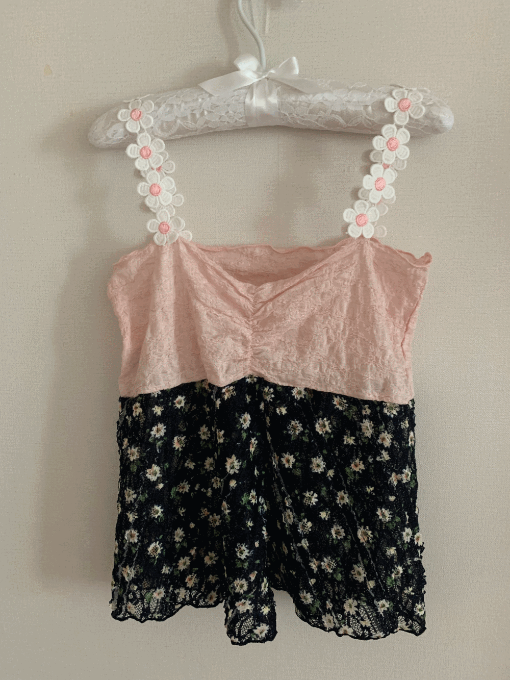 [Top/ Inner] Daisy Embroidery Lace Bustier / 4 colors
