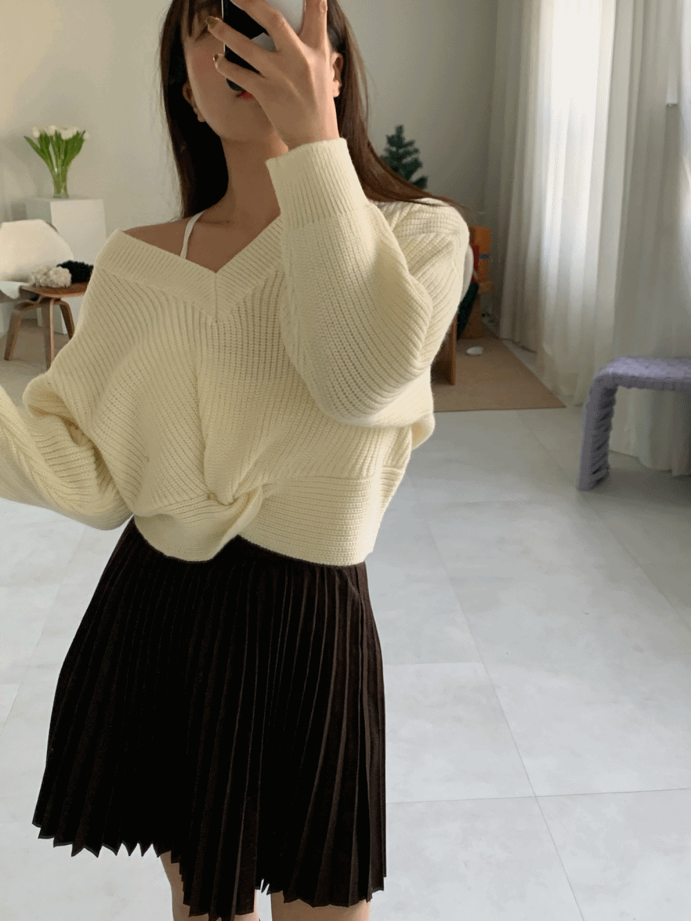 [Top] Twisted v-neck knit / 3 colors