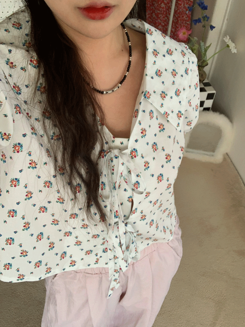 [Top] Mathilda floral collar blouse / 2 colors