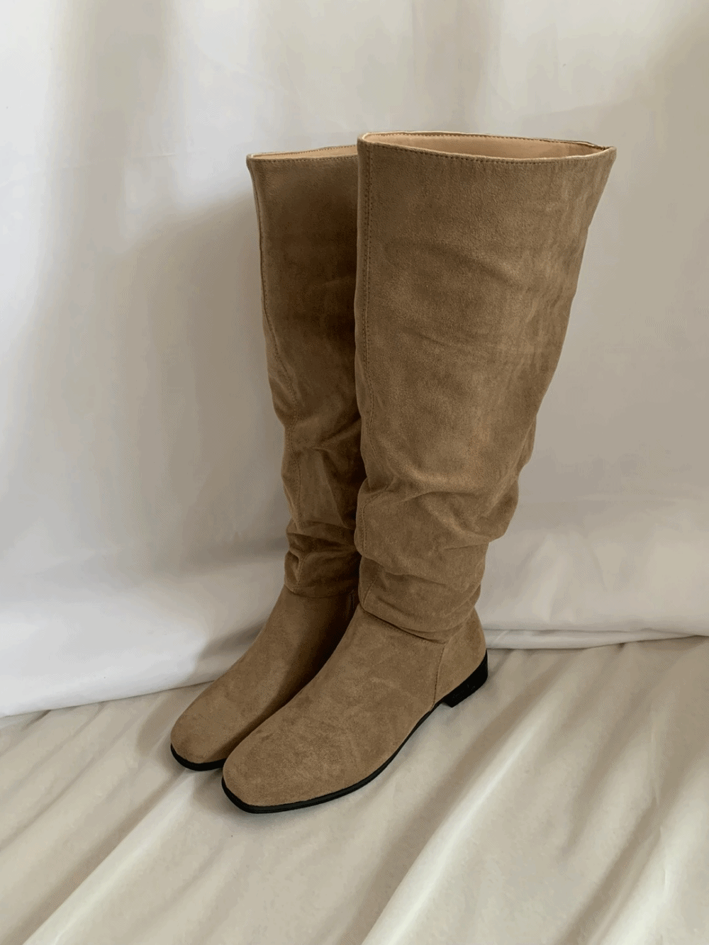 [Shoes] Bonheur suede shirring boots / one color