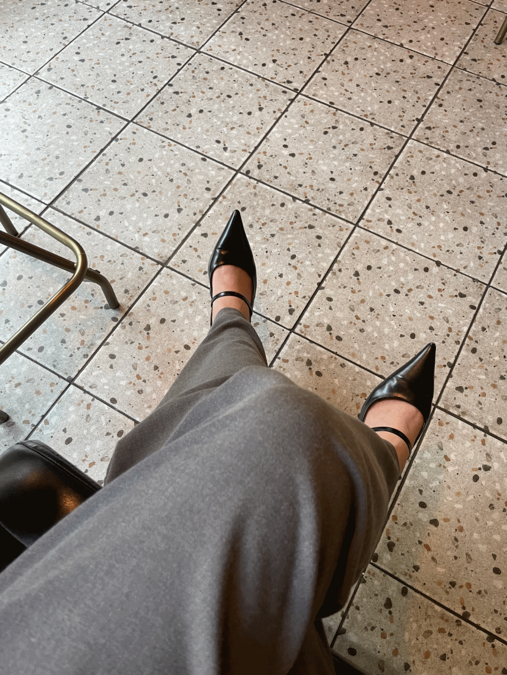 [Shoes] Stiletto Strap Mule Heels / one color