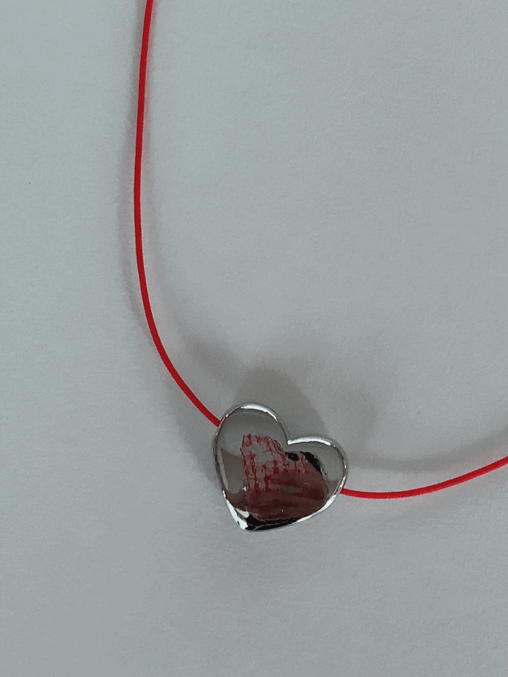 [Acc] Moscow Red Heart Necklace / one color